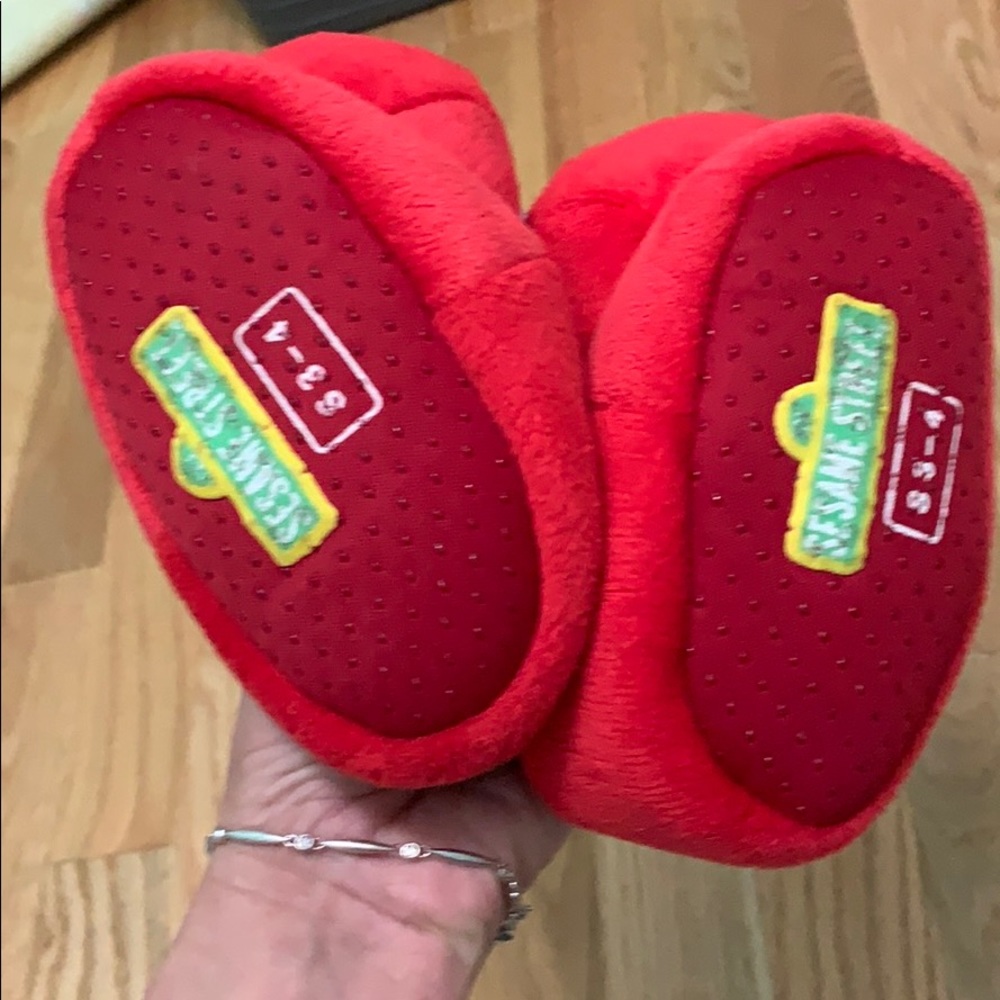 Elmo Slippers - Picture 3 of 3